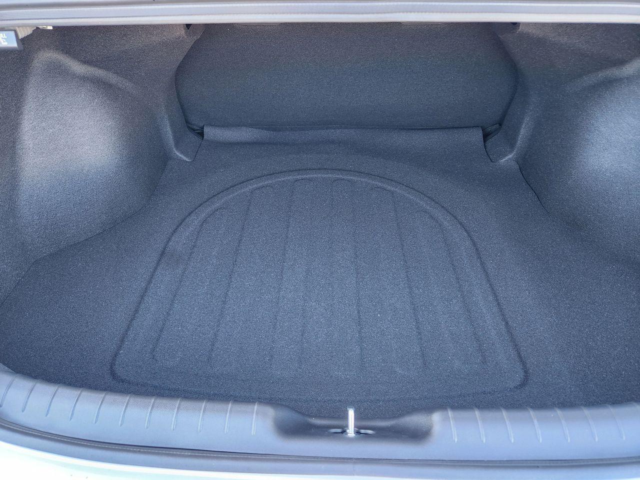 New 2026 W6H White Hyundai SEL Sport image 30