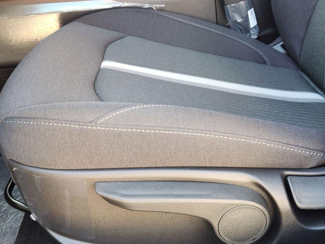 New 2026 T4A Silver Hyundai Blue image 26