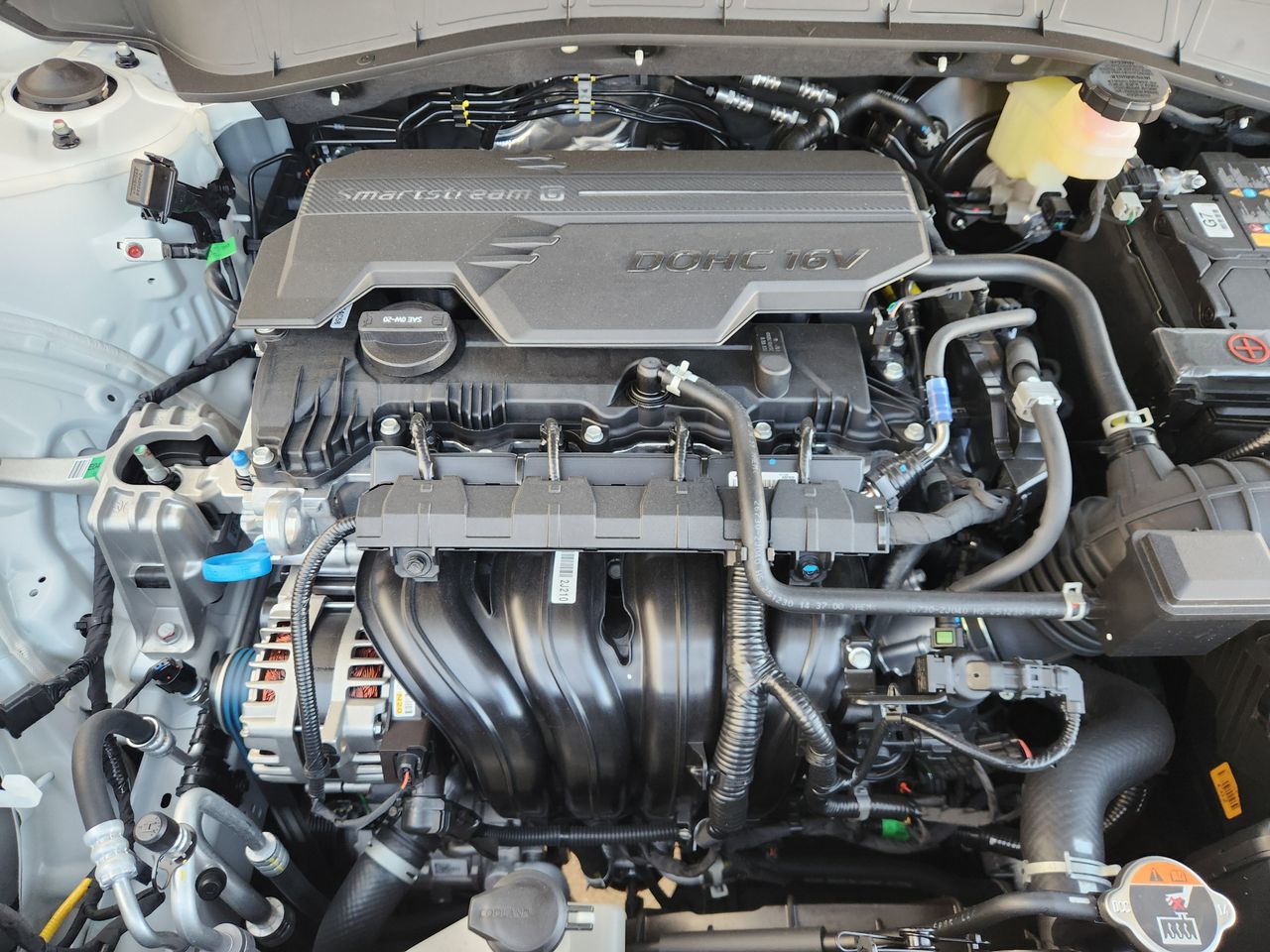 New 2026 SAW White Hyundai SEL Sport FWD image 29