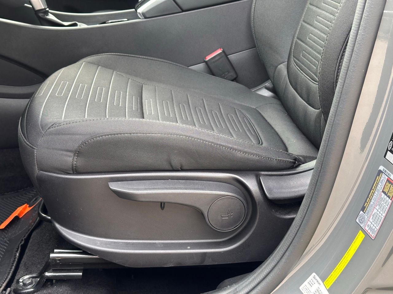 Certified Used 2022 Hampton Gray Hyundai SE image 21