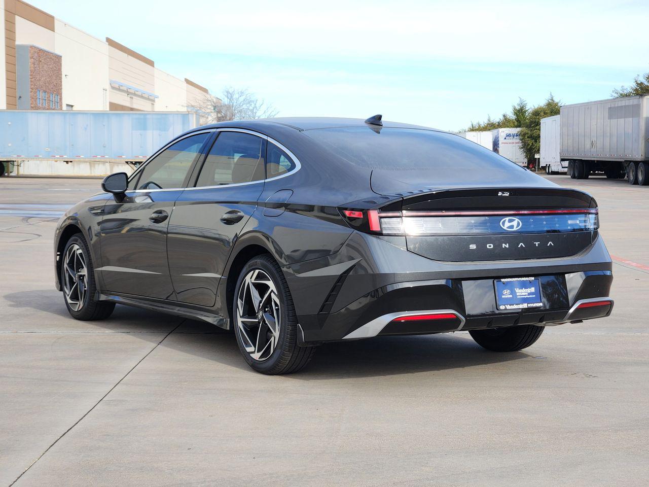 New 2026 T2G Gray Hyundai SEL Sport image 3