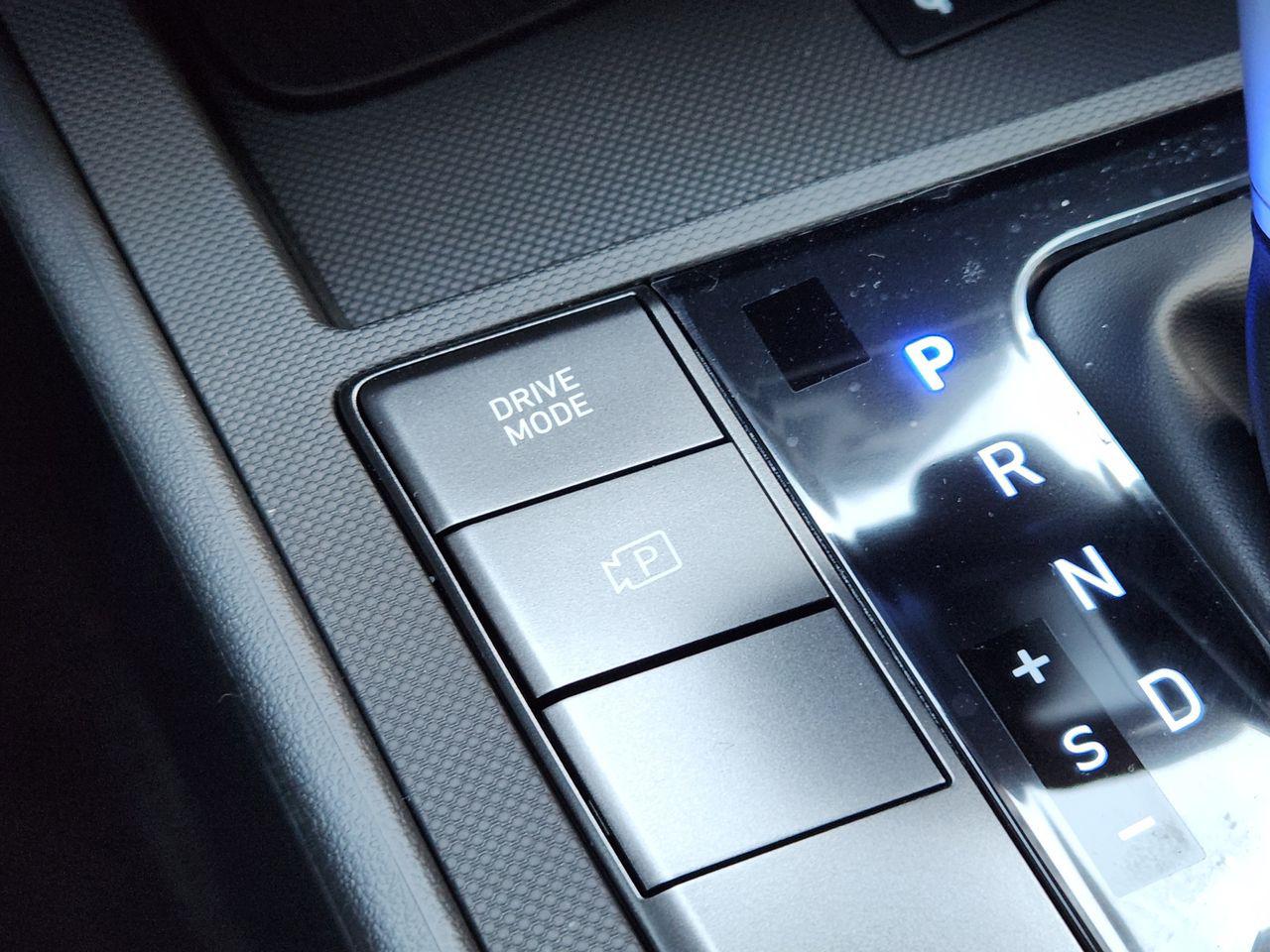 New 2026 W6H White Hyundai SEL Sport image 19