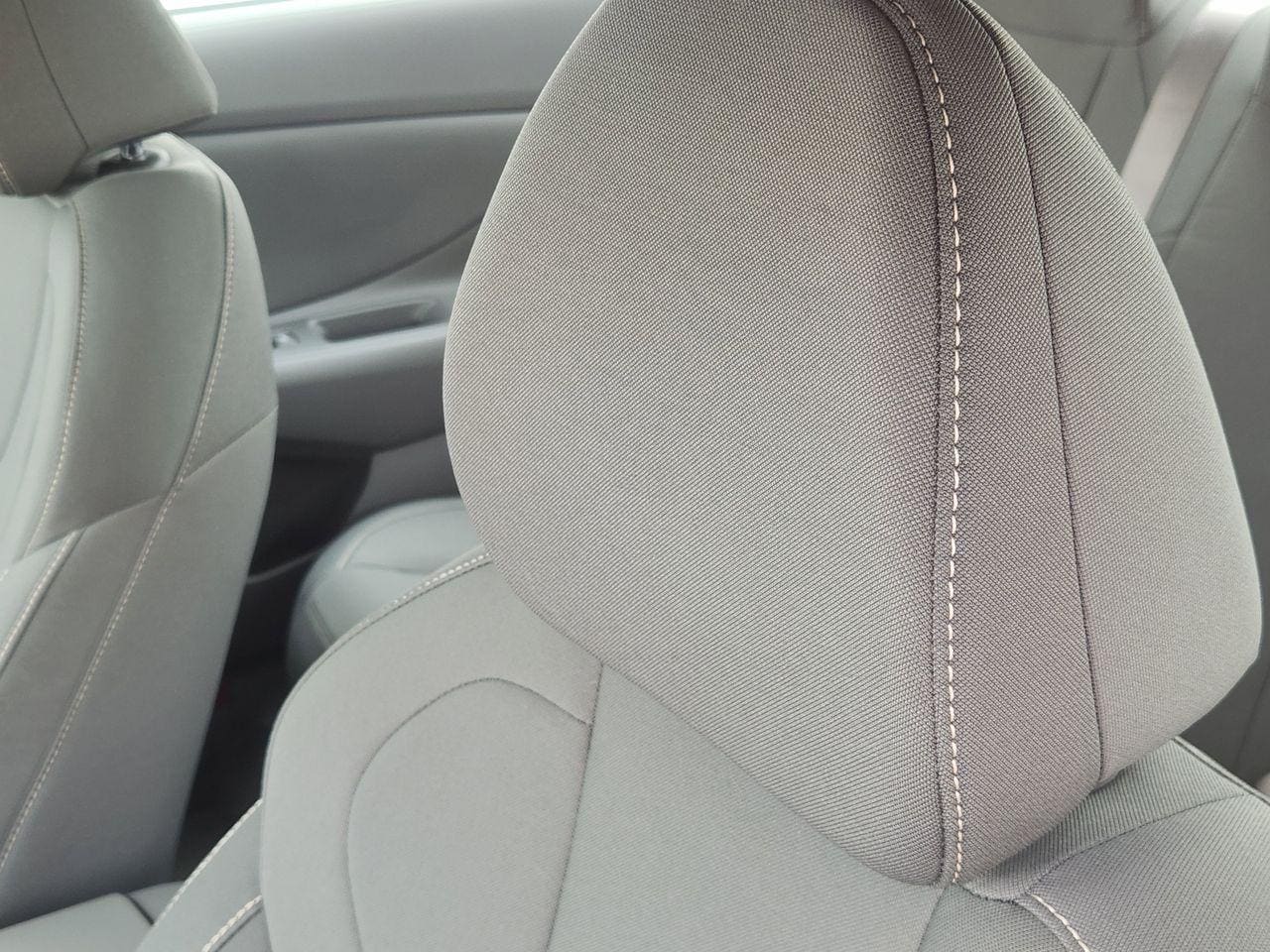 New 2026 W6H White Hyundai Blue image 12