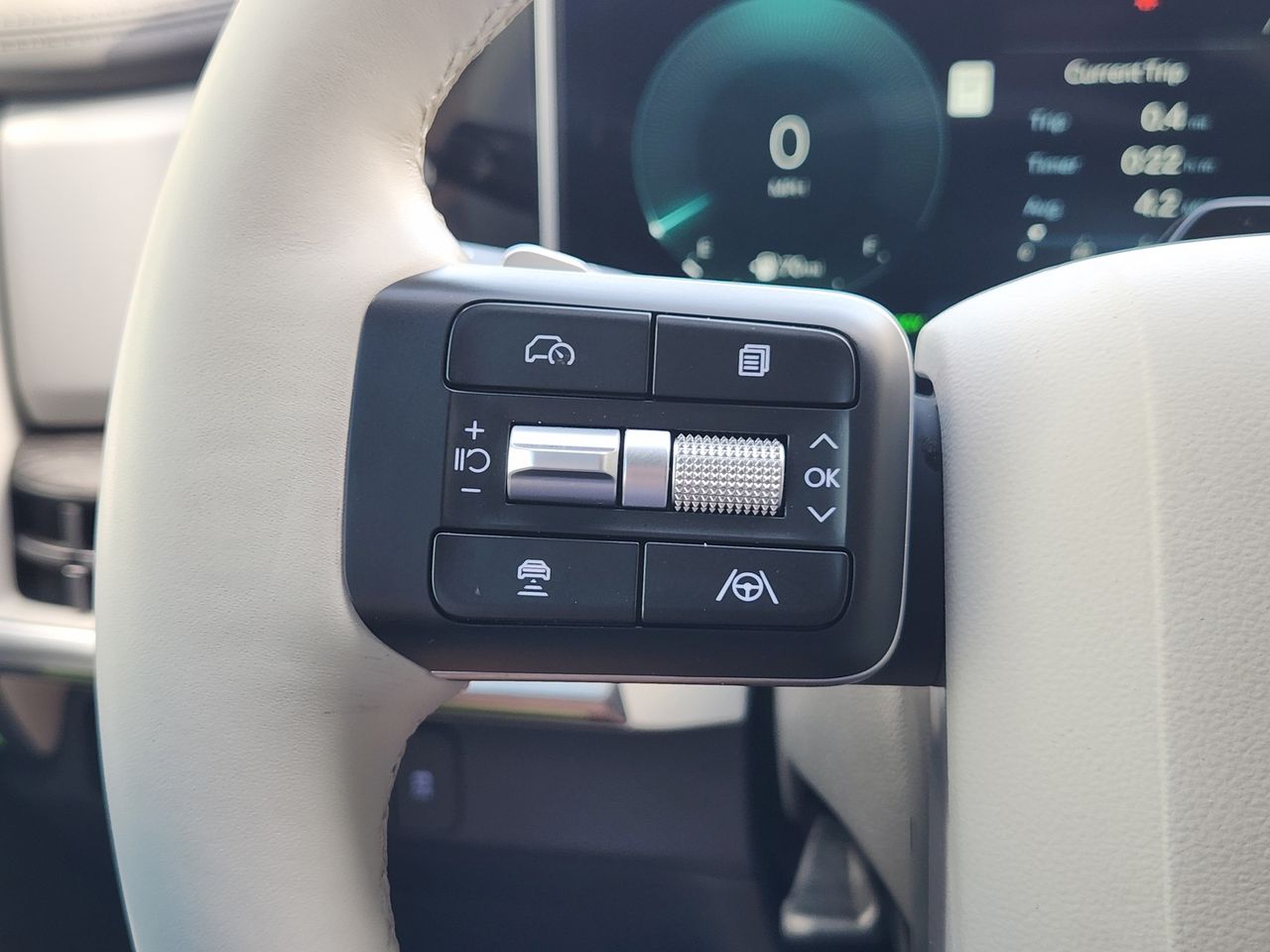 2025 Hyundai Santa Fe Limited - Photo 26