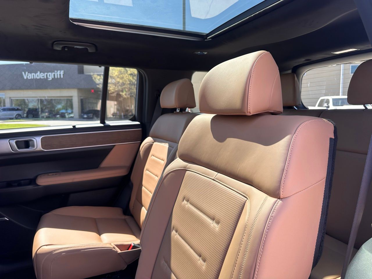 Used 2026 Phantom Black Hyundai Calligraphy image 18