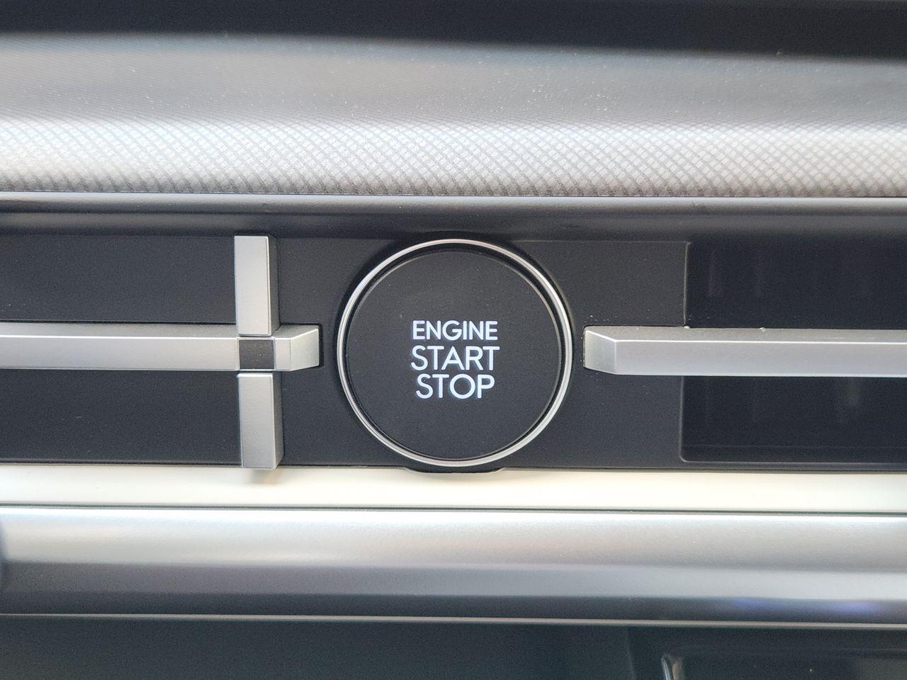 New 2027 Shimmering Silver Hyundai SE FWD image 16