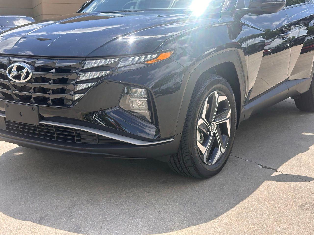 Used 2024 Black Pearl Hyundai SEL Convenience image 7