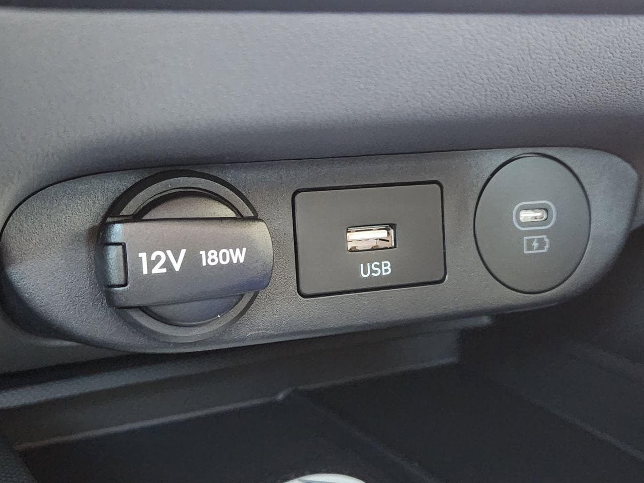 New 2026 W6H White Hyundai SEL Sport image 17