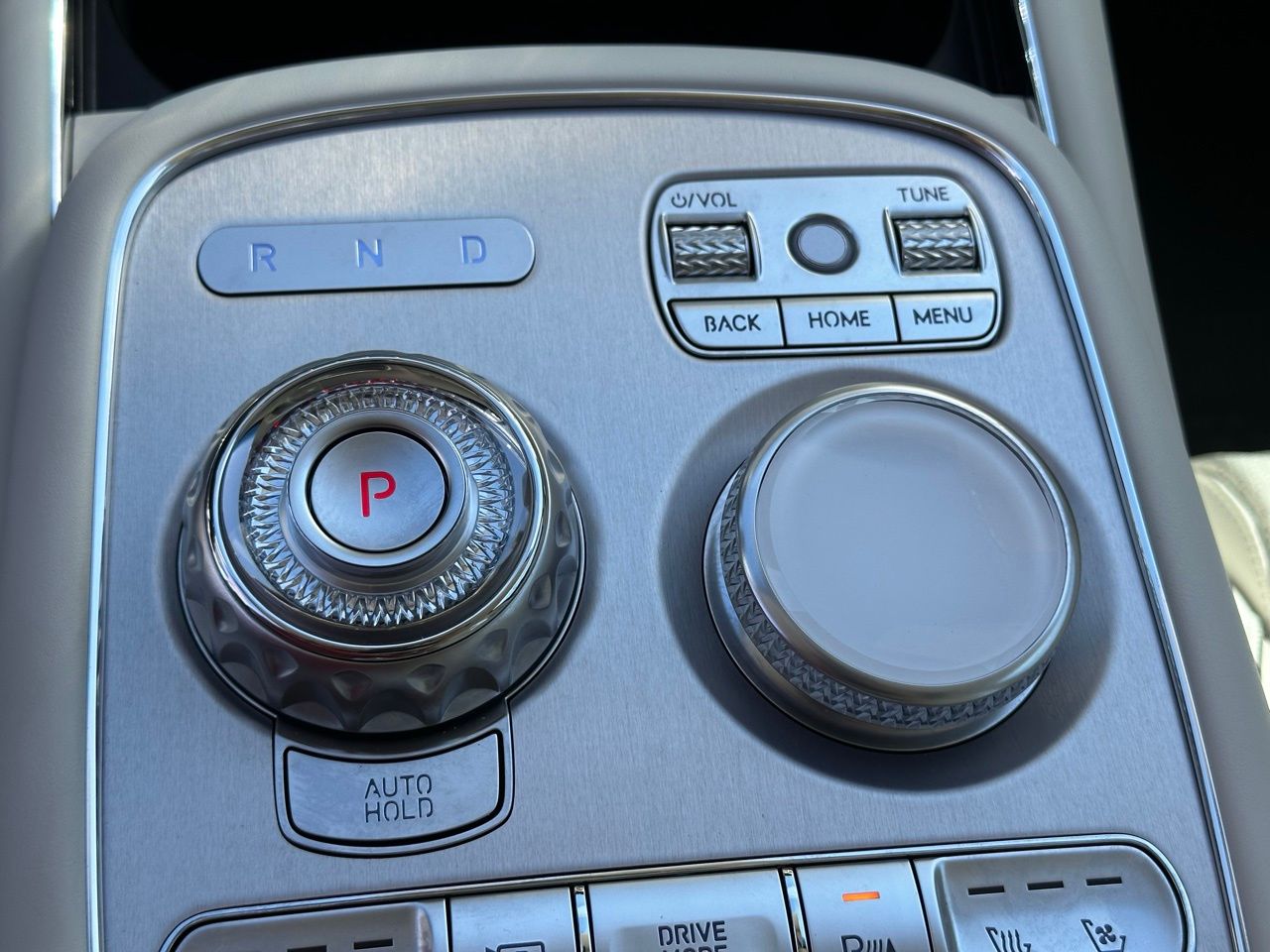 Used 2025 Uyuni White Genesis 3.5T e-SC image 33