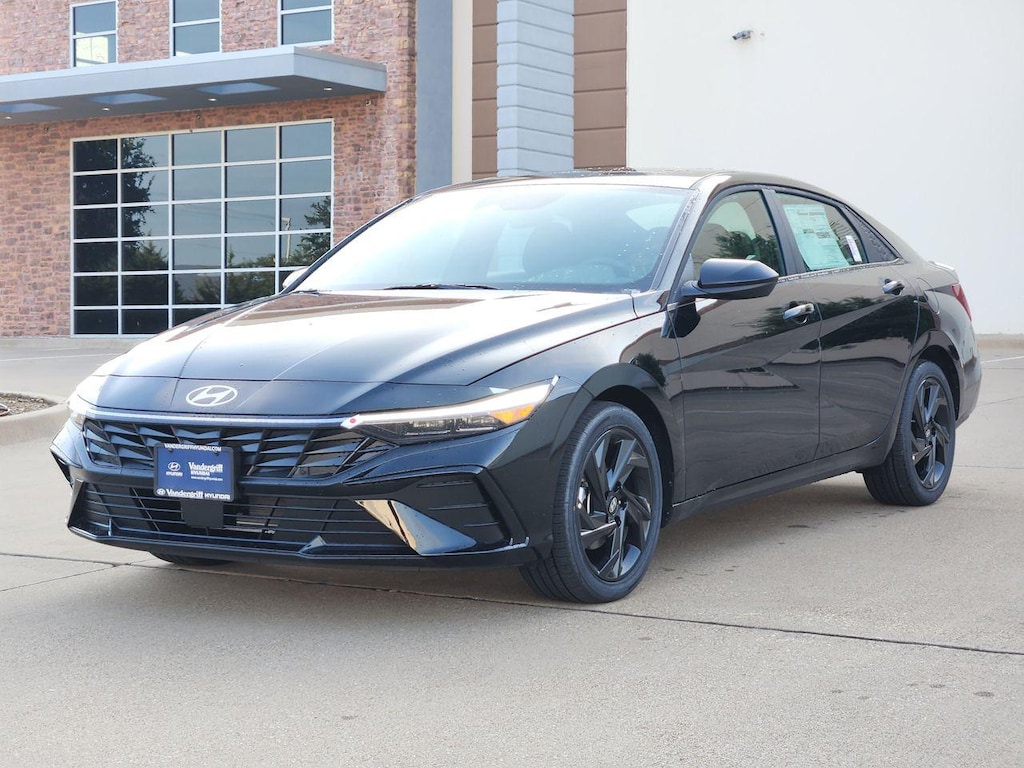 New 2026 Hyundai Elantra SEL Sport Premium Sedan