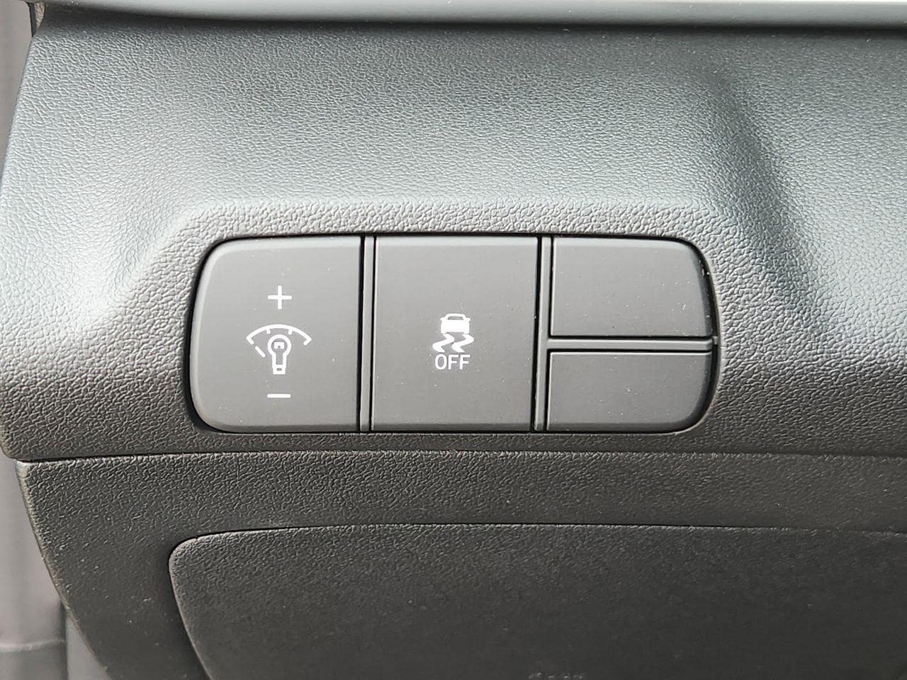 New 2026 Ecotronic Gray Hyundai Limited image 23