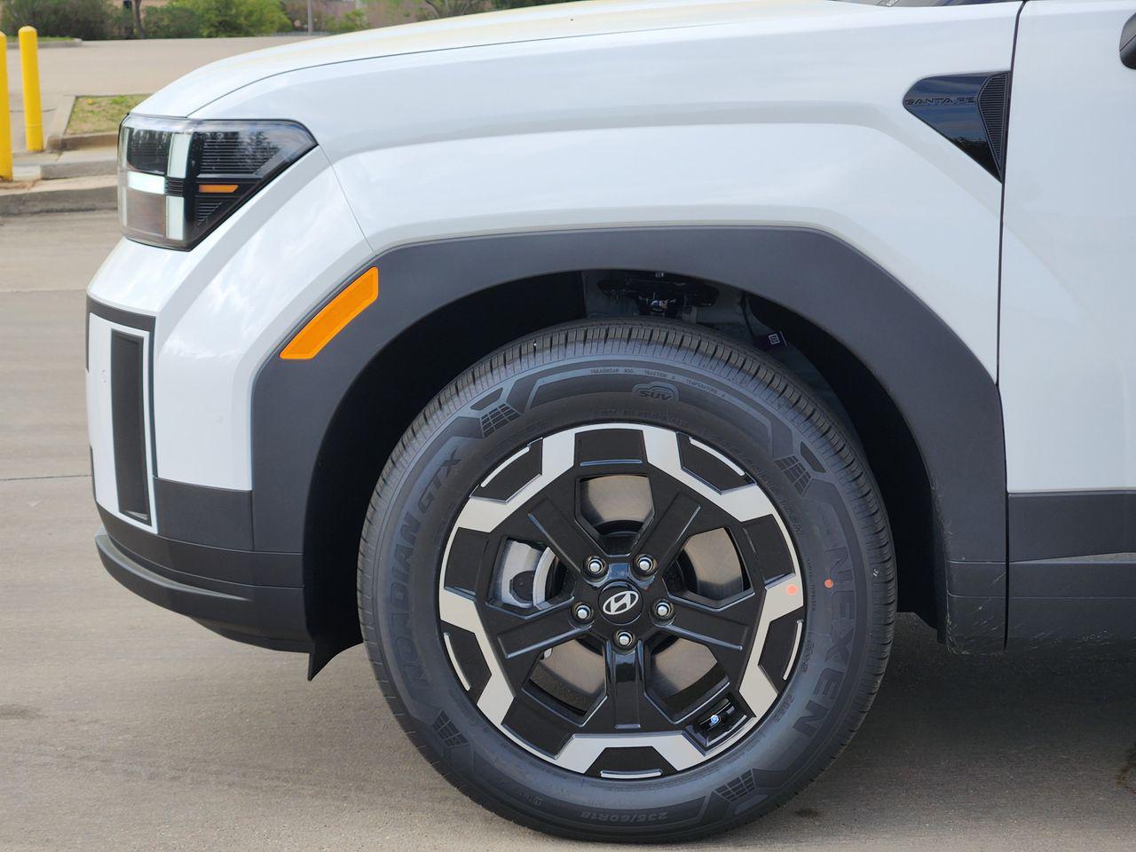 New 2026 W6H White Hyundai SE FWD image 5