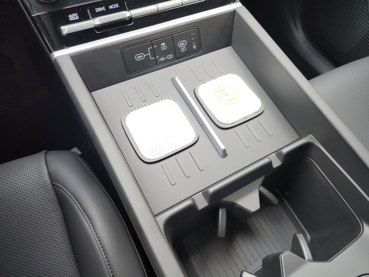 New 2026 W6H White Hyundai SEL image 16