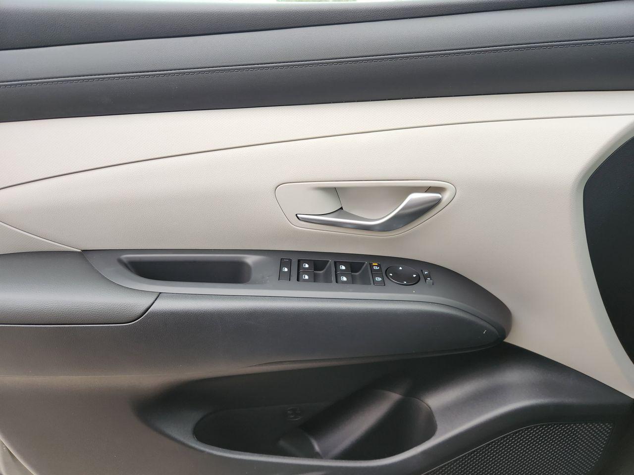 New 2026 WG2 Green Hyundai SEL FWD image 21