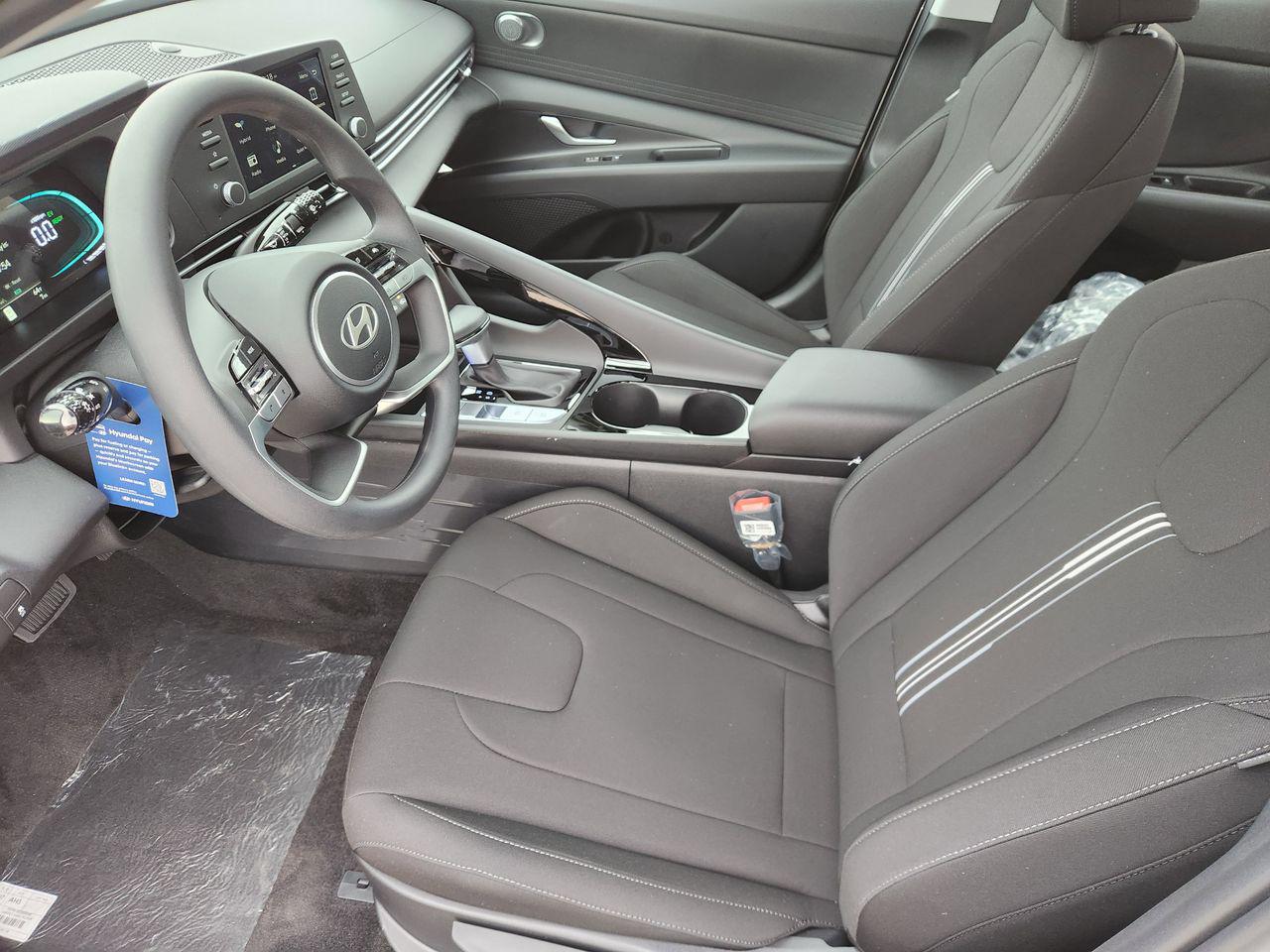 New 2026 W6H White Hyundai Blue image 9