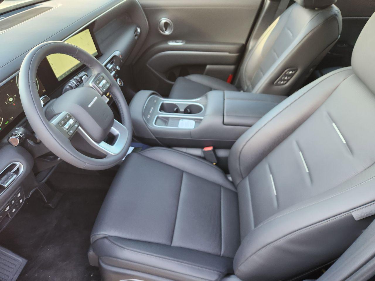 New 2026 Abyss Black Pearl Hyundai Calligraphy image 10