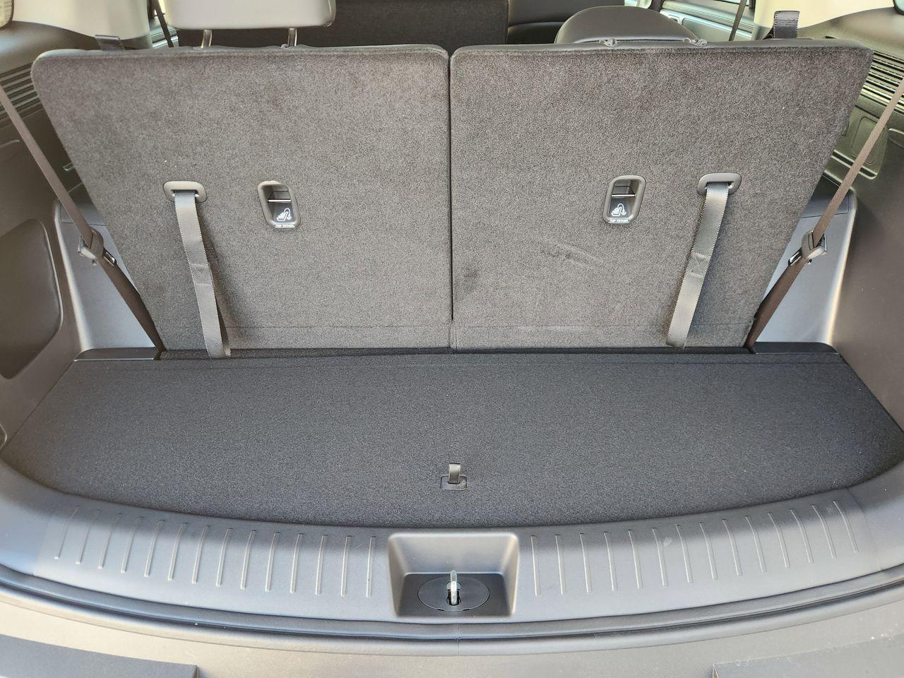 New 2026 W6H White Hyundai SEL image 25