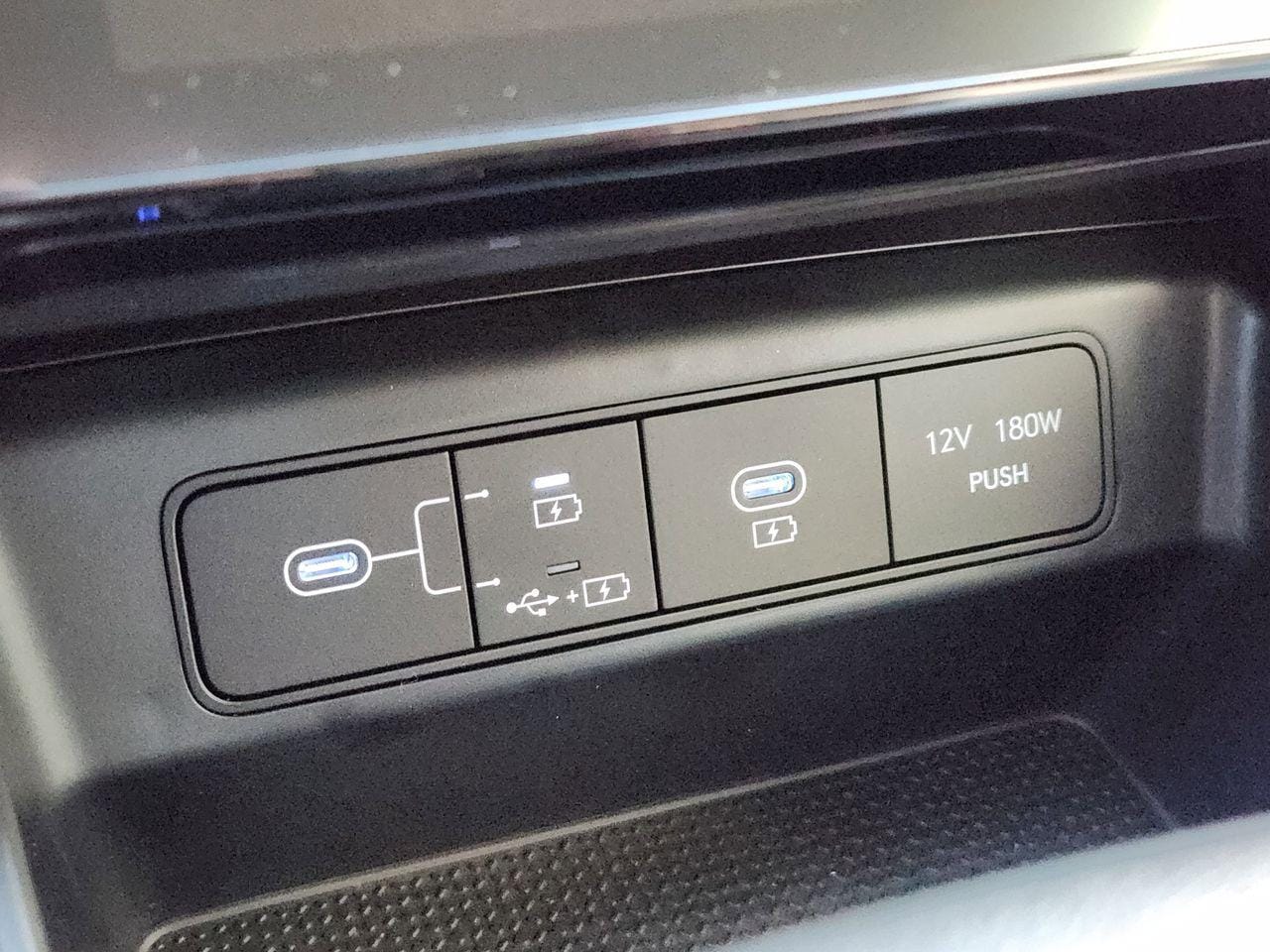 New 2026 S3B Black Hyundai SEL FWD image 17