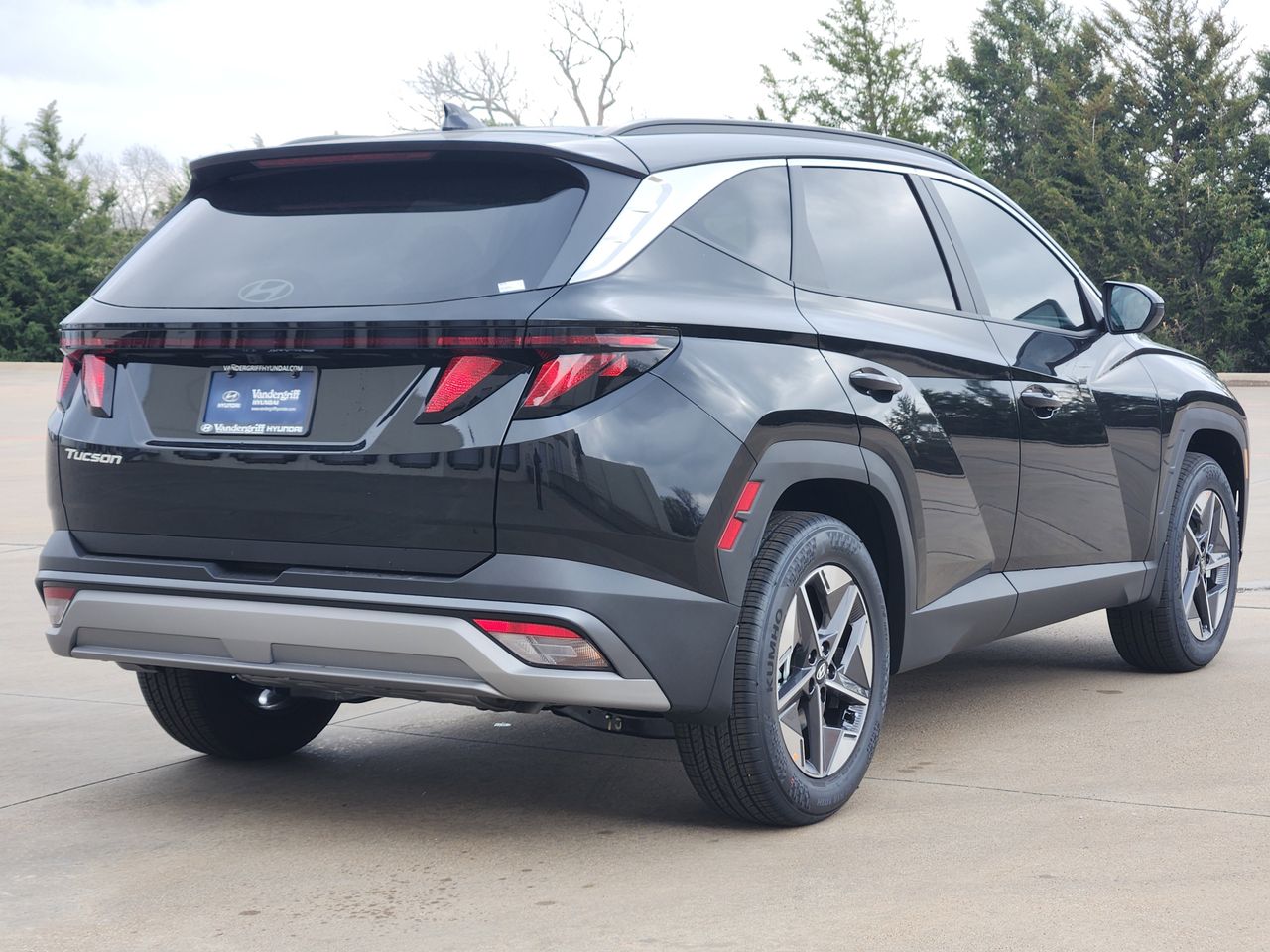 New 2026 S3B Black Hyundai SEL FWD image 4