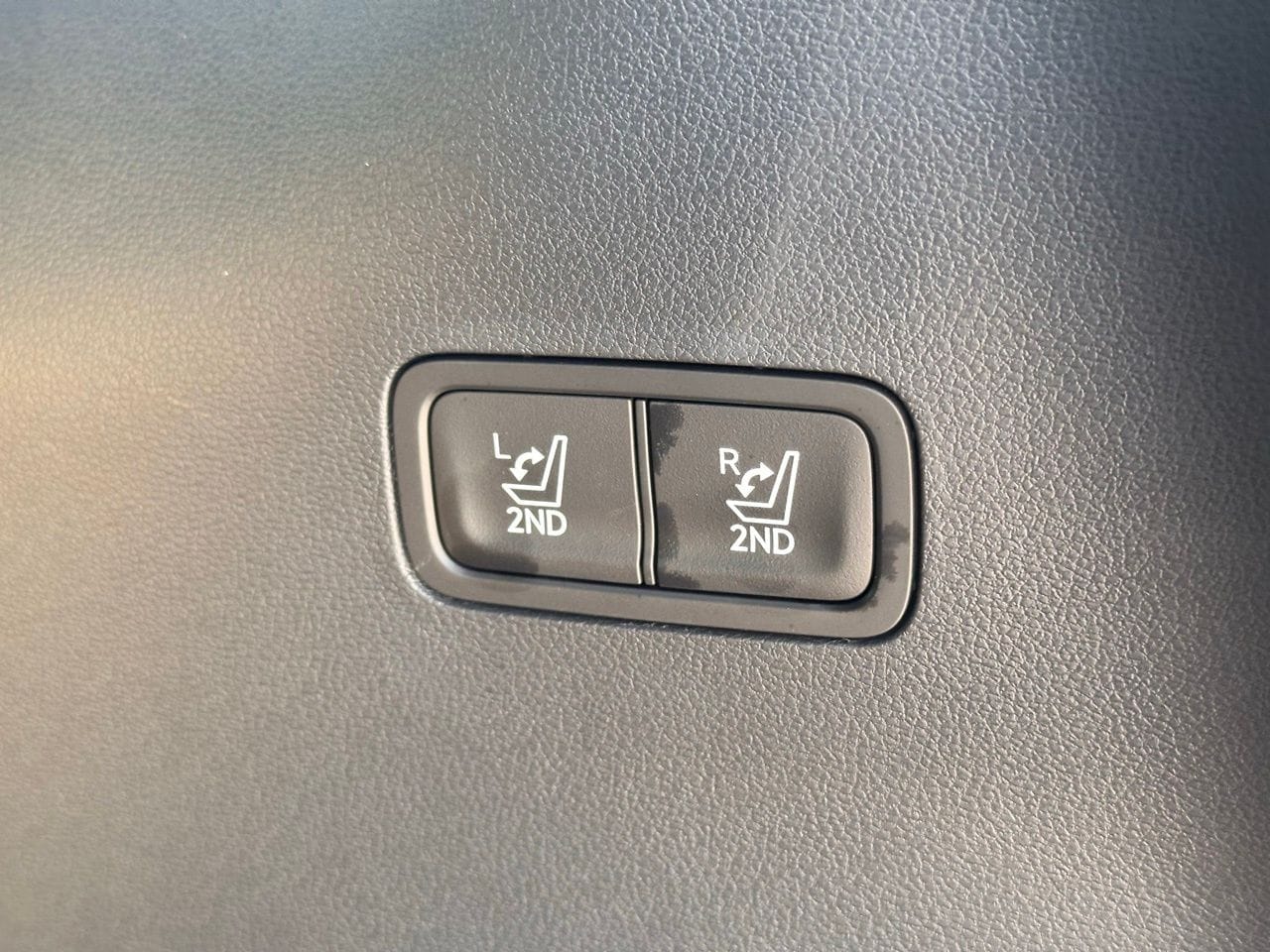 Used 2026 Phantom Black Hyundai Calligraphy image 15