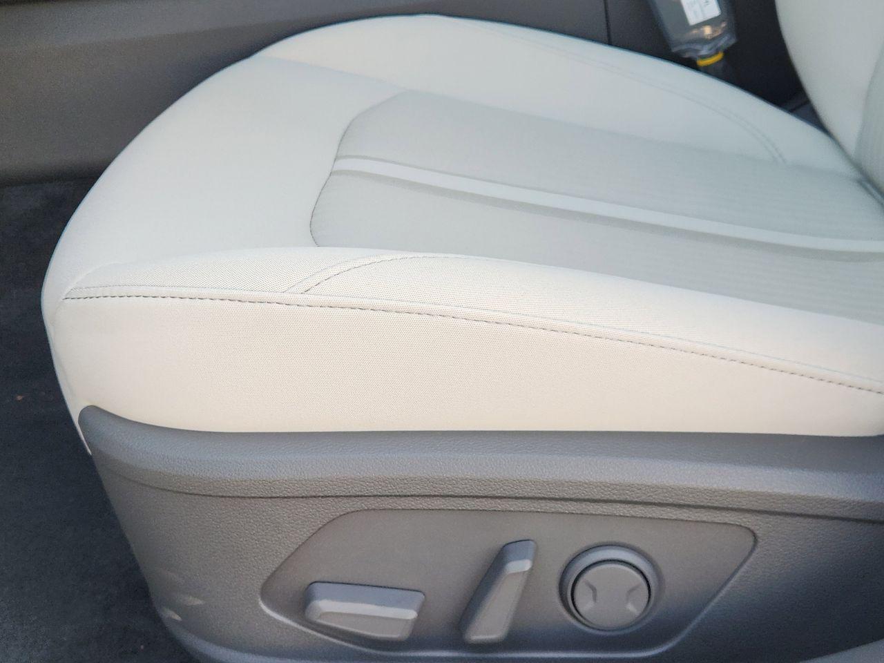 New 2026 Serenity White Hyundai SEL Sport image 24