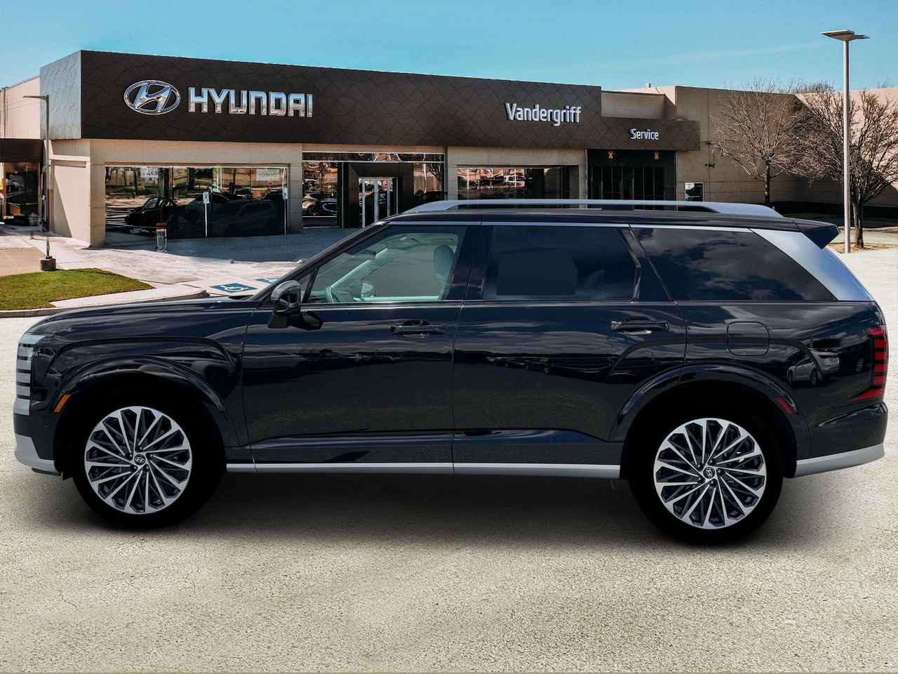 2026 Hyundai Palisade Calligraphy - Photo 3