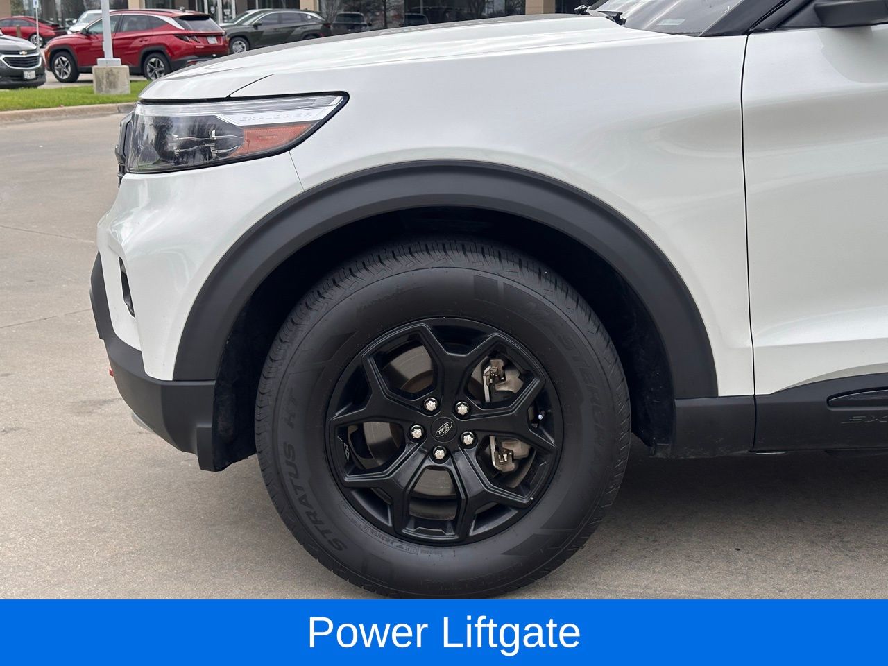 View vehicle photo 7