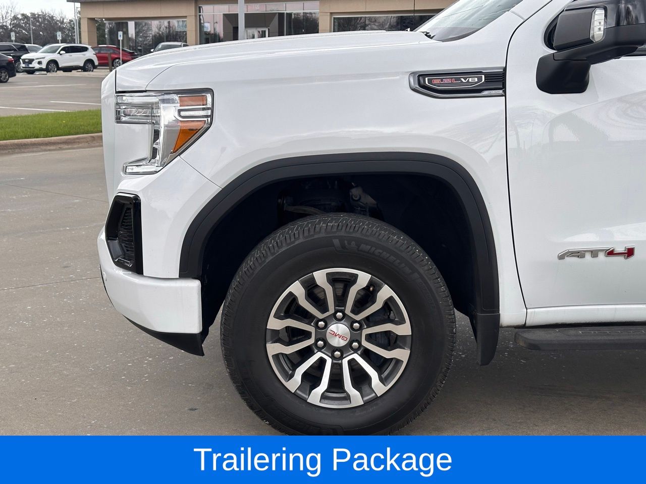 Used 2022 Summit White GMC AT4 image 10