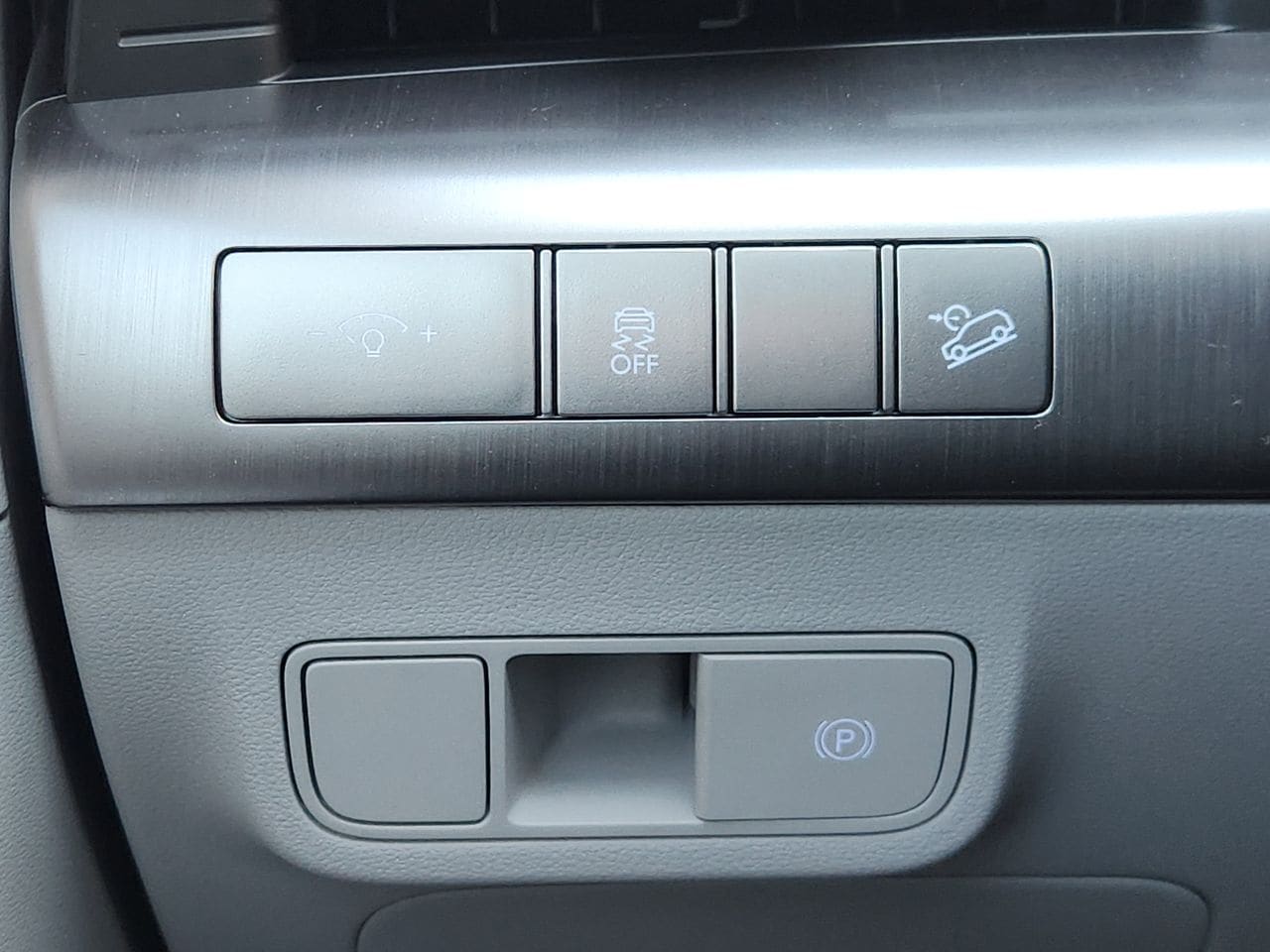 New 2026 PE2 Gray Hyundai SEL Sport FWD image 20