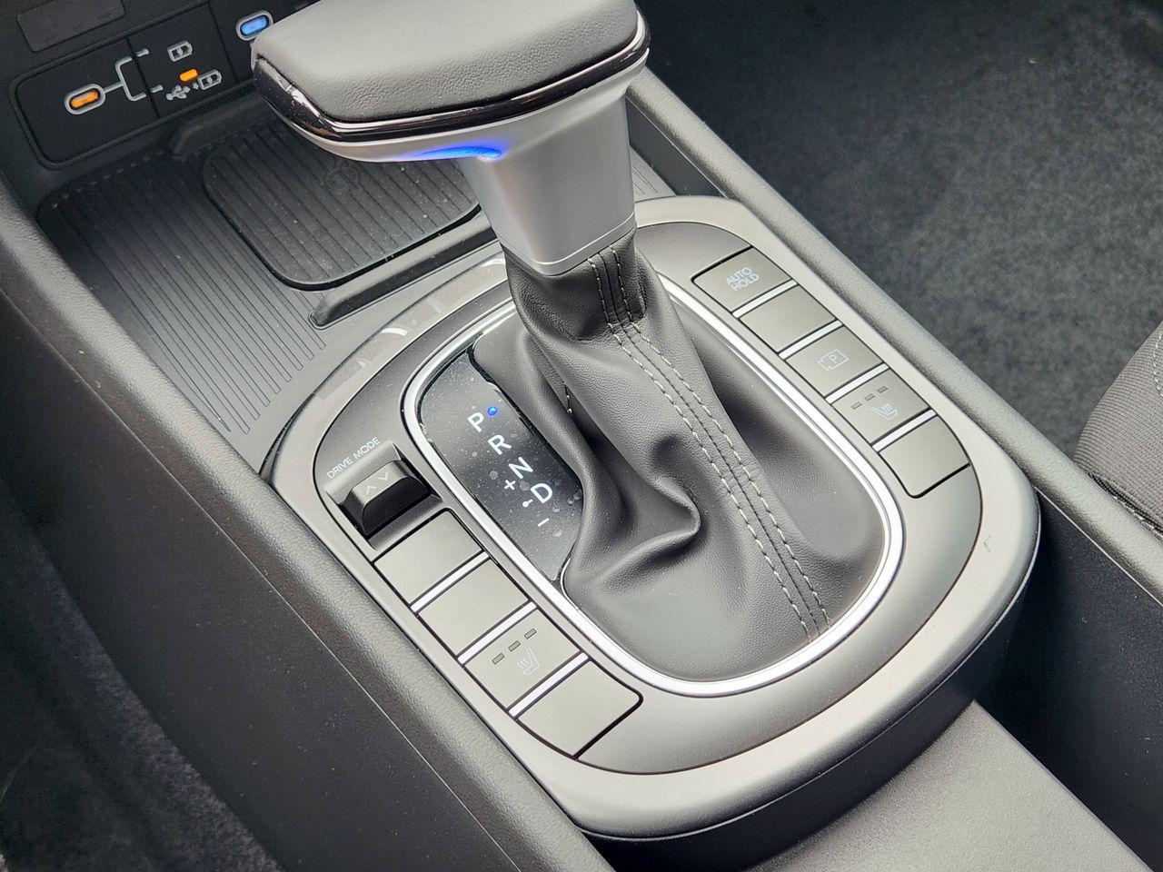 New 2026 R2P Red Hyundai SEL Sport FWD image 18