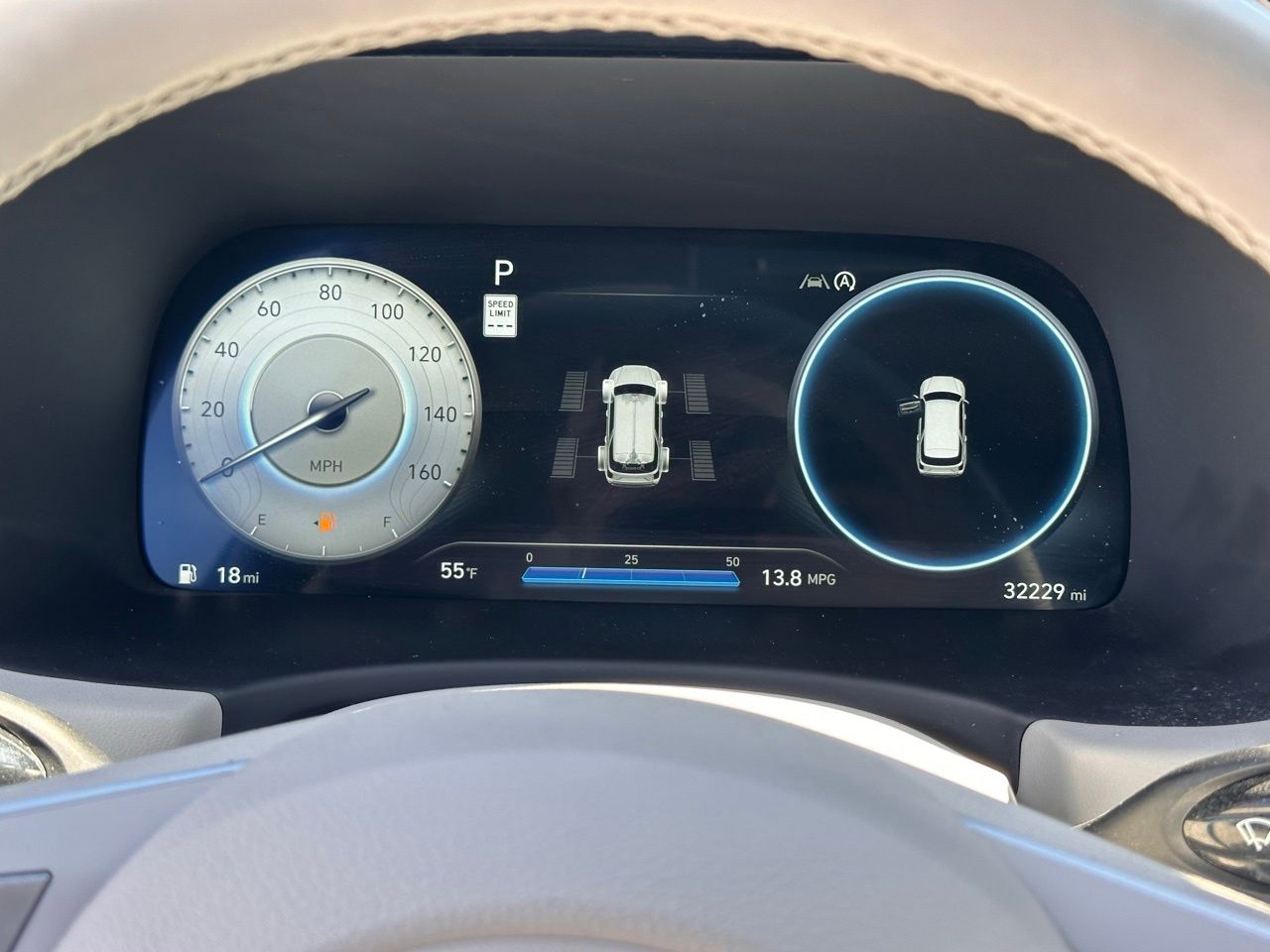 Used 2025 Graphite Hyundai Limited image 32