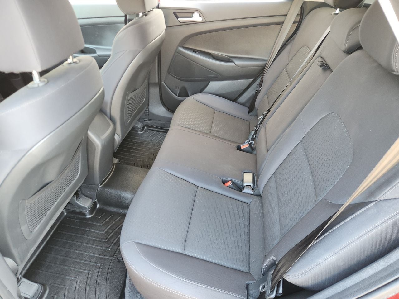 Used 2019 Gemstone Red Hyundai SE image 28