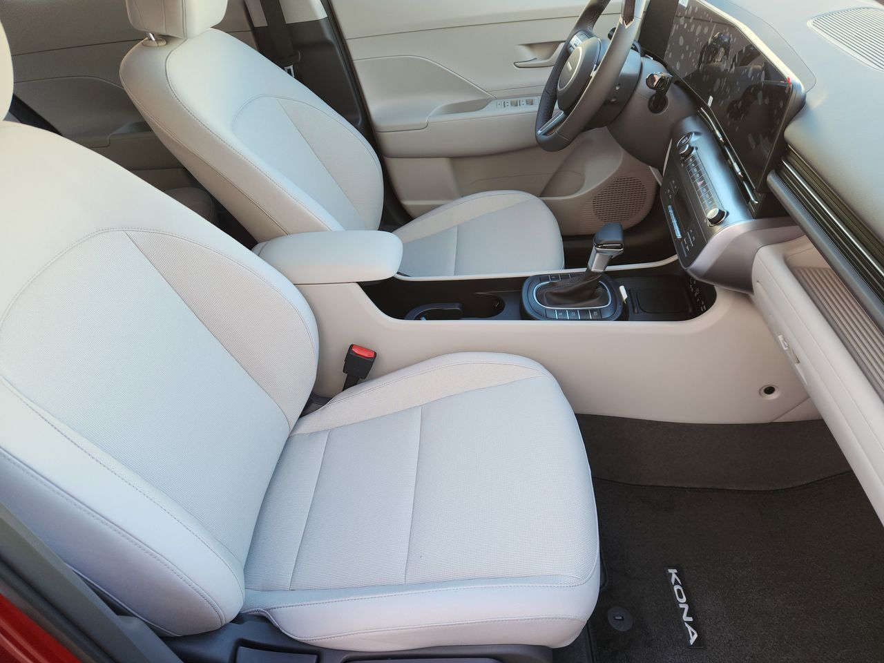 New 2026 R2P Red Hyundai SEL Sport FWD image 10