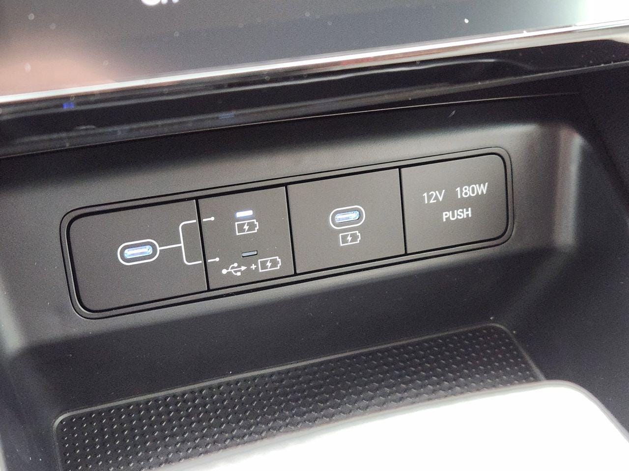 New 2026 Phantom Black Hyundai SEL FWD image 17