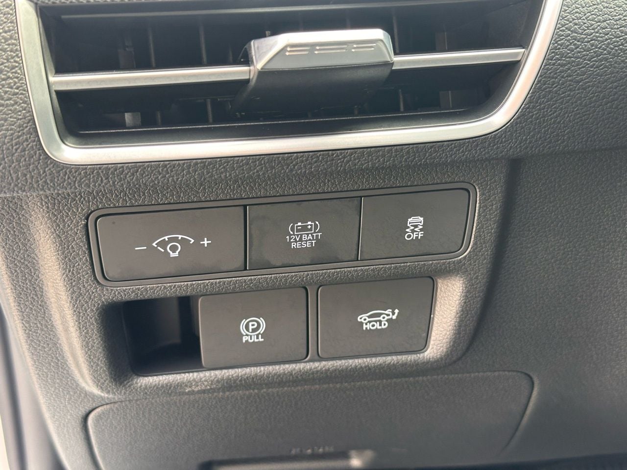 Certified Used 2026 Aero Silver Hyundai Limited image 32