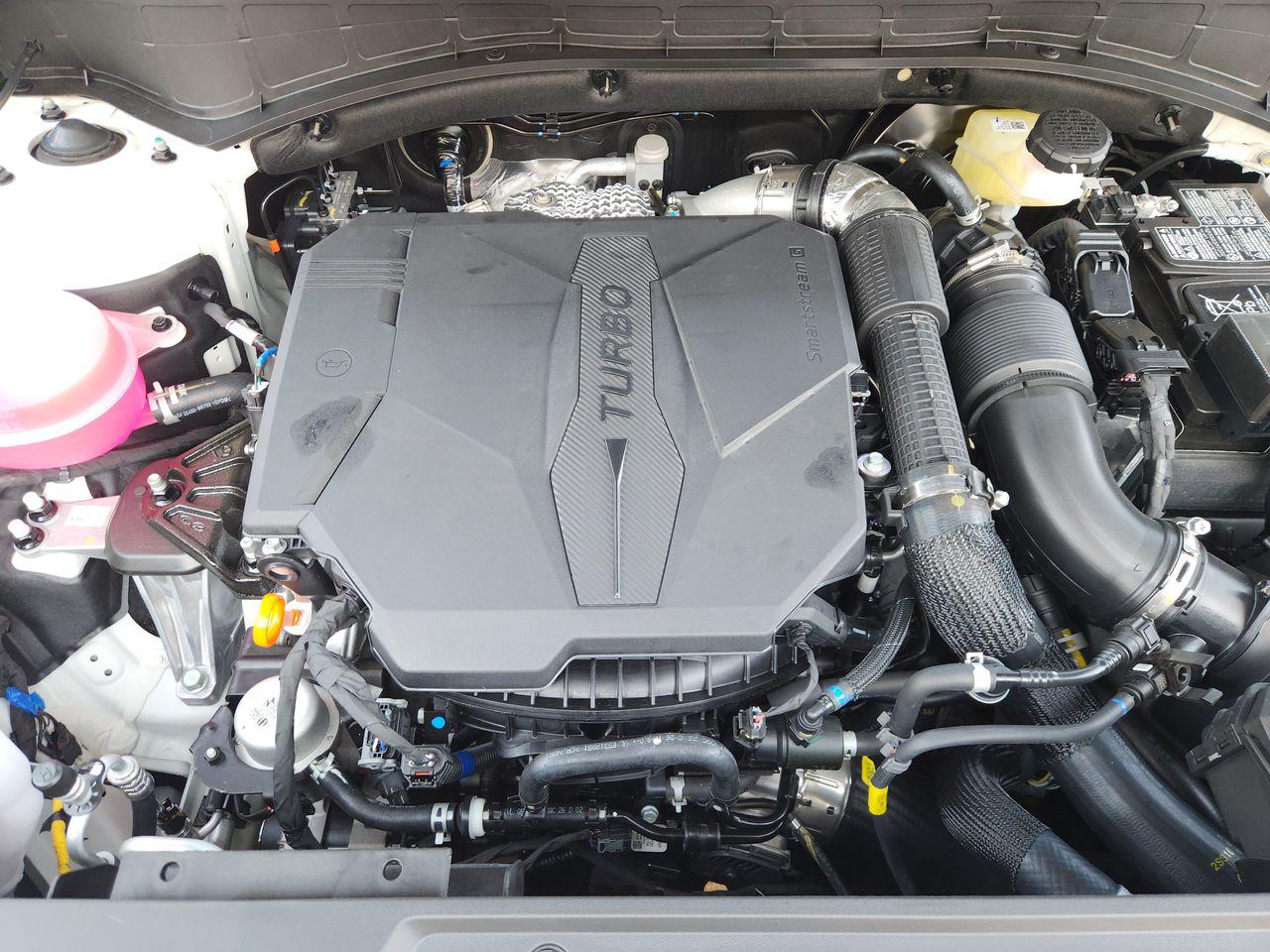 New 2027 Serenity White Hyundai Calligraphy FWD image 32