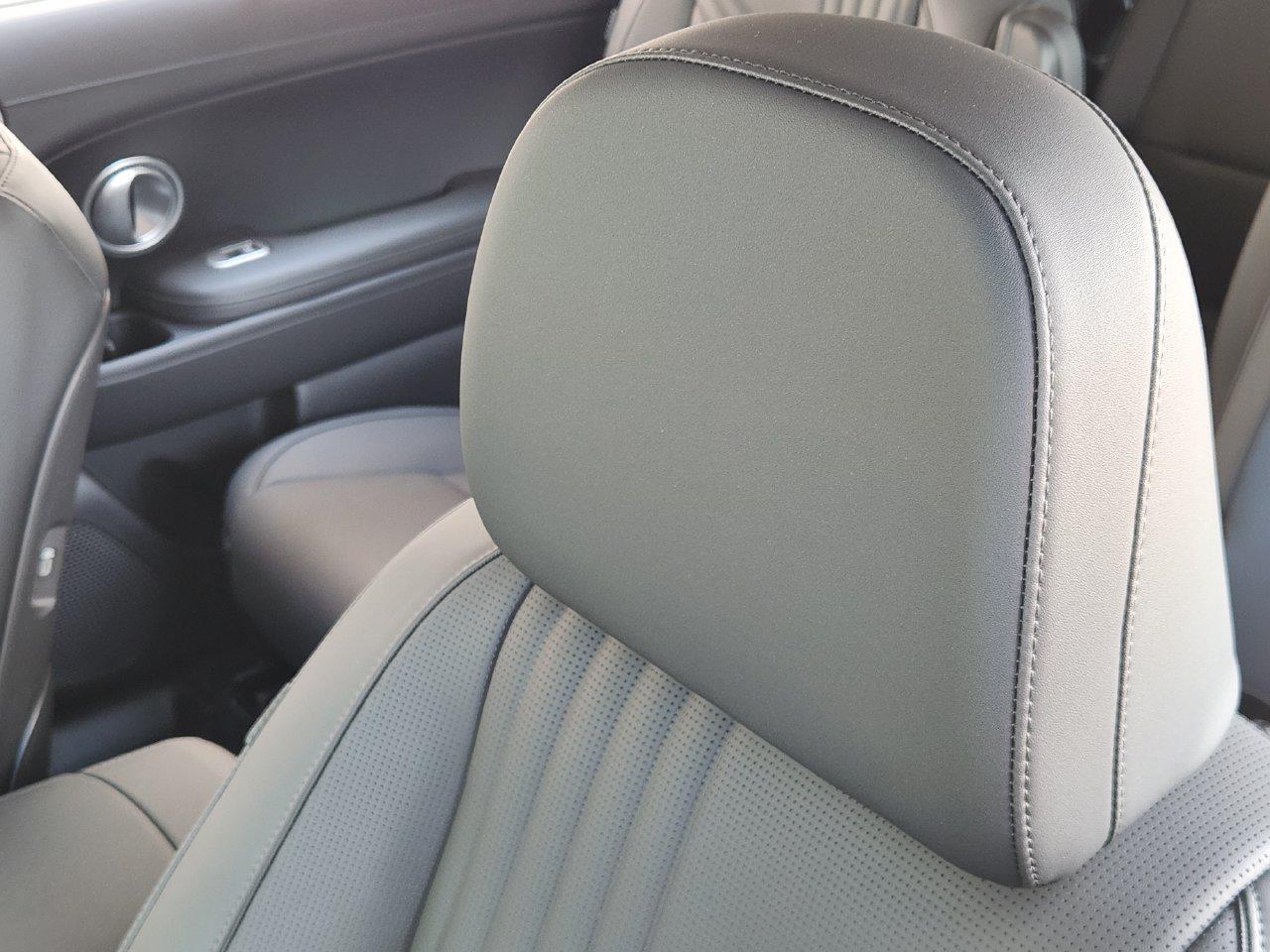 New 2027 Creamy White Pearl Hyundai Blue SEL Premium 7P image 12