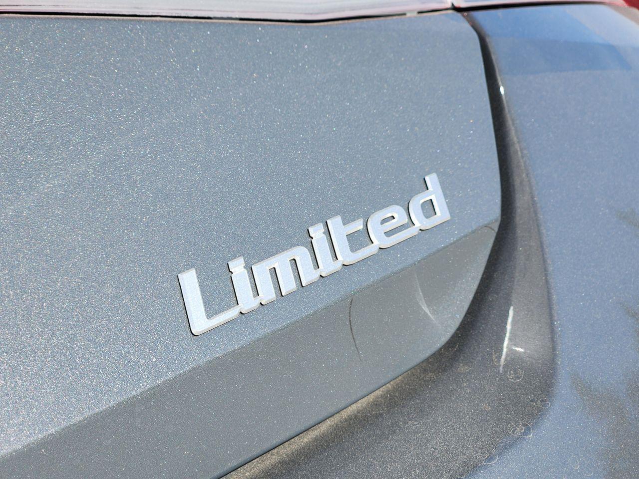 New 2026 PE2 Gray Hyundai Limited image 9