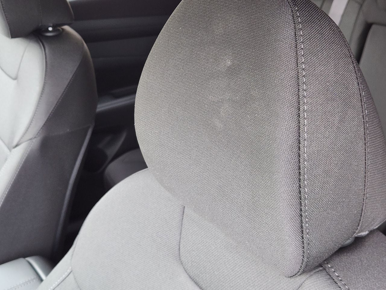 New 2026 S3B Black Hyundai SEL FWD image 11