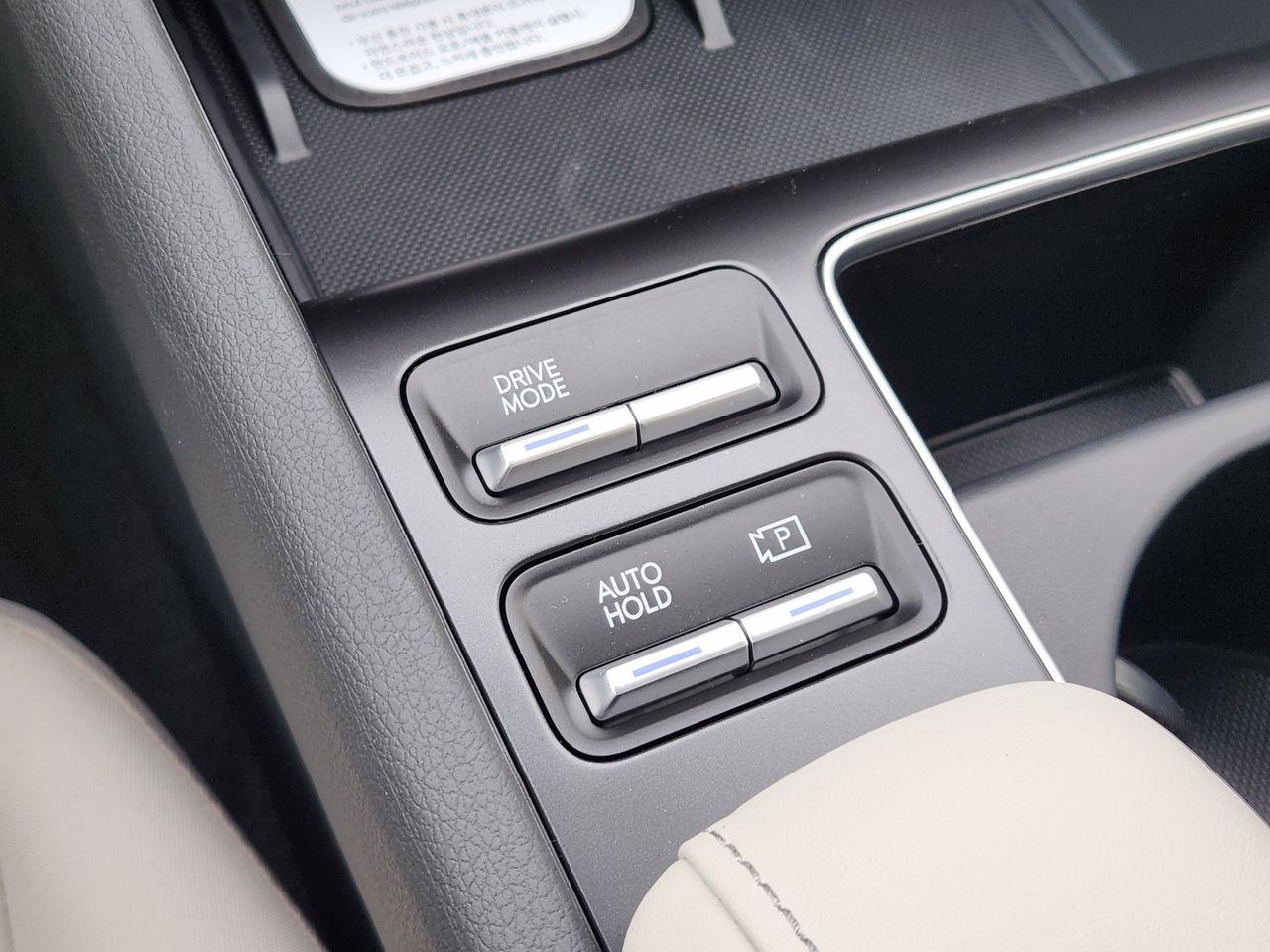 New 2026 W6H White Hyundai SEL Sport image 20