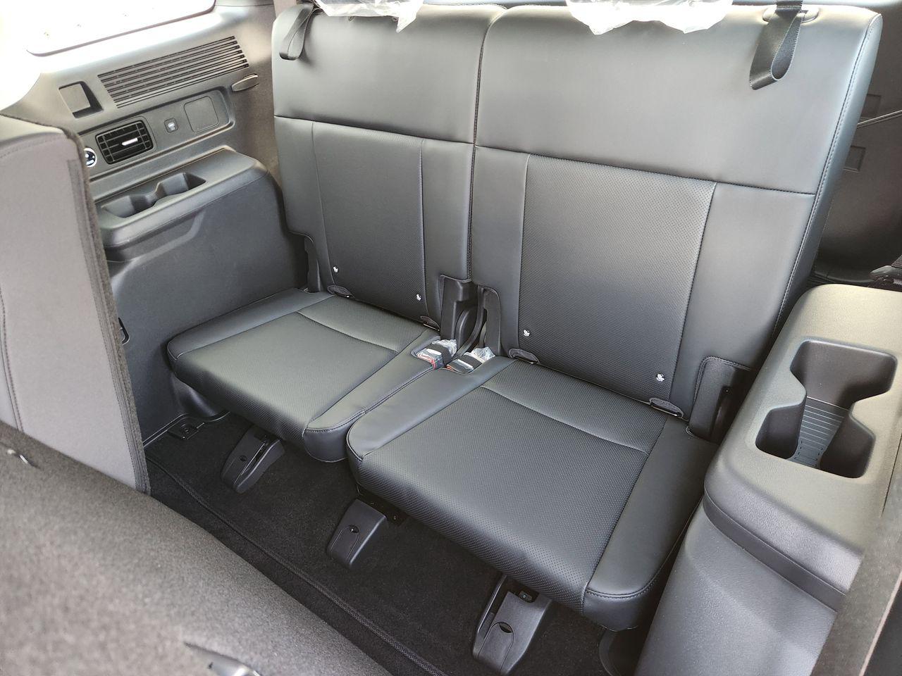 New 2026 R2P Red Hyundai SEL FWD image 29