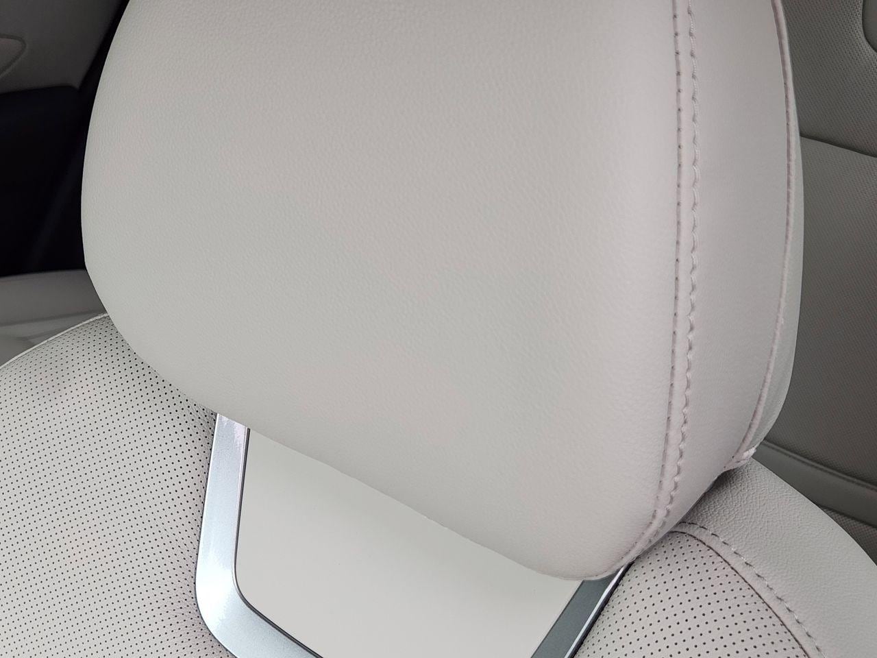 New 2026 W6H White Hyundai Limited FWD image 11