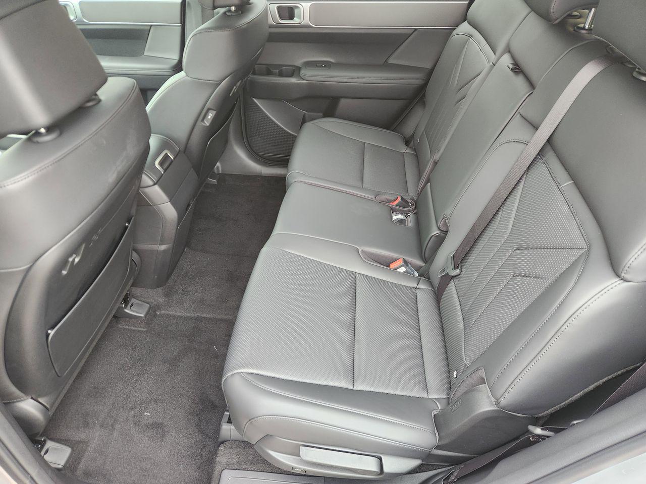 New 2026 Shimmering Silver Hyundai SEL FWD image 28