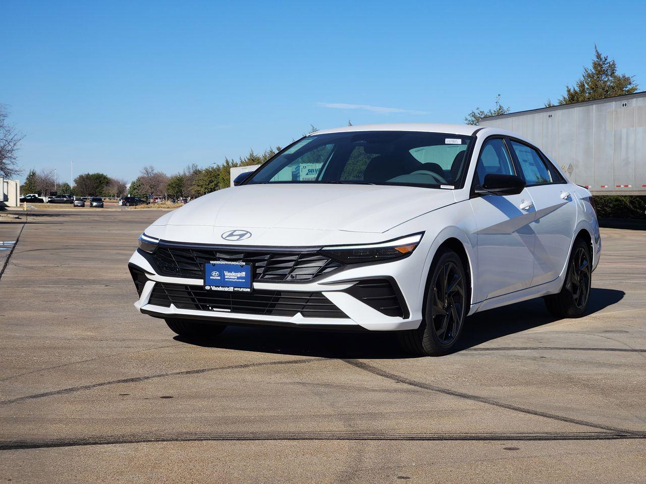 New 2026 W6H White Hyundai SEL Sport image 2