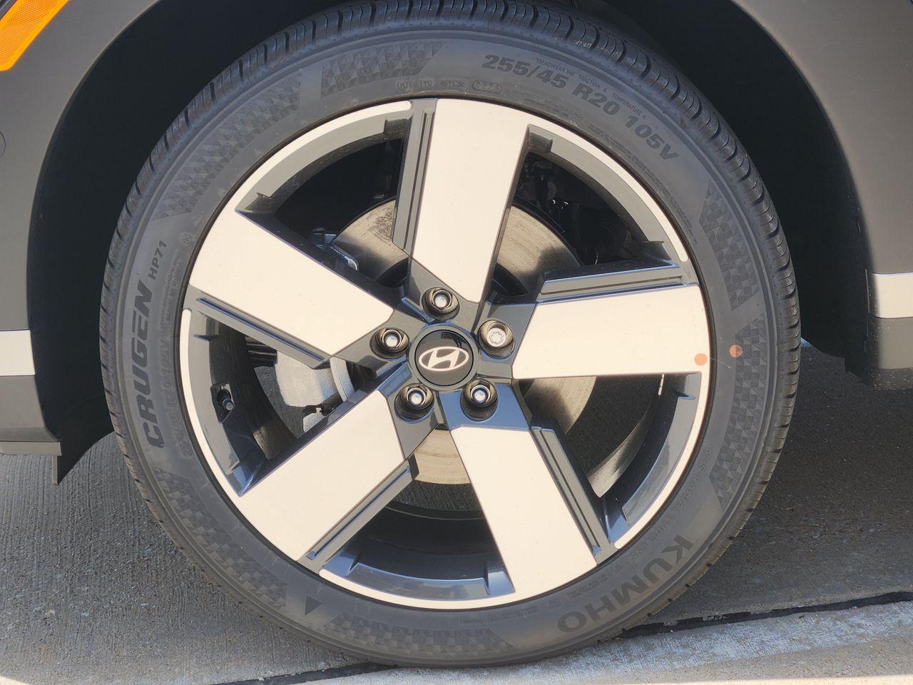 New 2026 Ecotronic Gray Hyundai Limited FWD image 7
