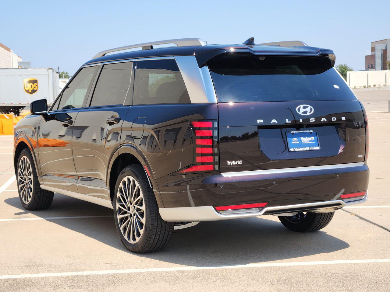 New 2027 Galaxy Maroon Pearl Hyundai Calligraphy image 3
