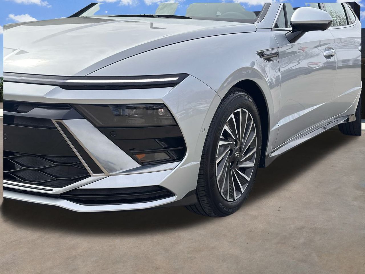 Certified Used 2026 Aero Silver Hyundai Limited image 15