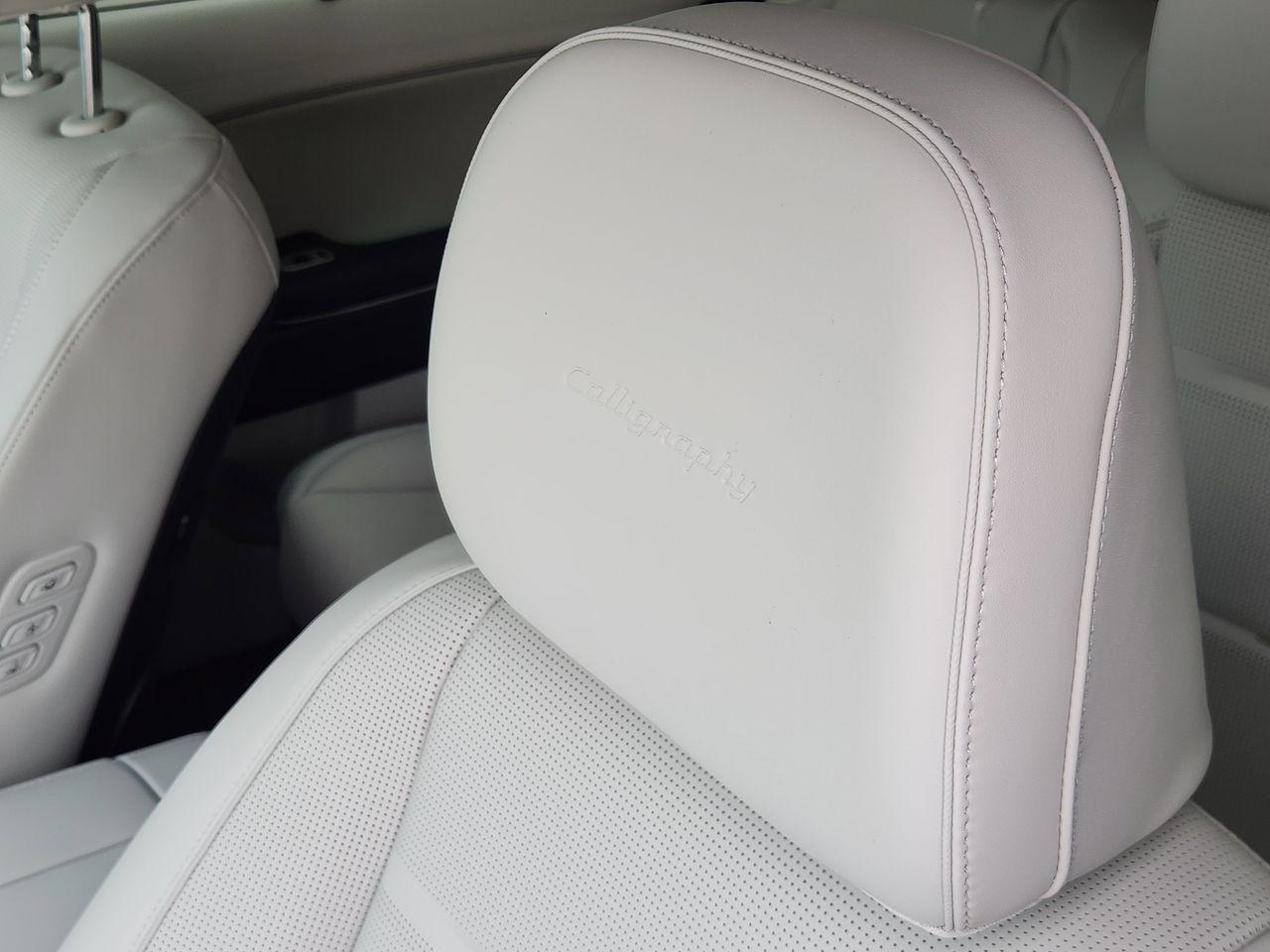 New 2026 T2X Silver Hyundai Calligraphy FWD image 11