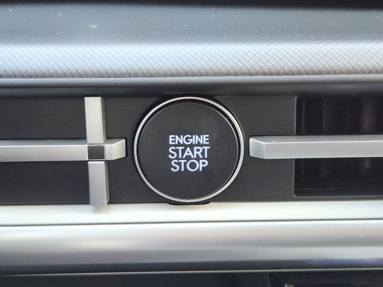 New 2026 W6H White Hyundai SEL FWD image 15