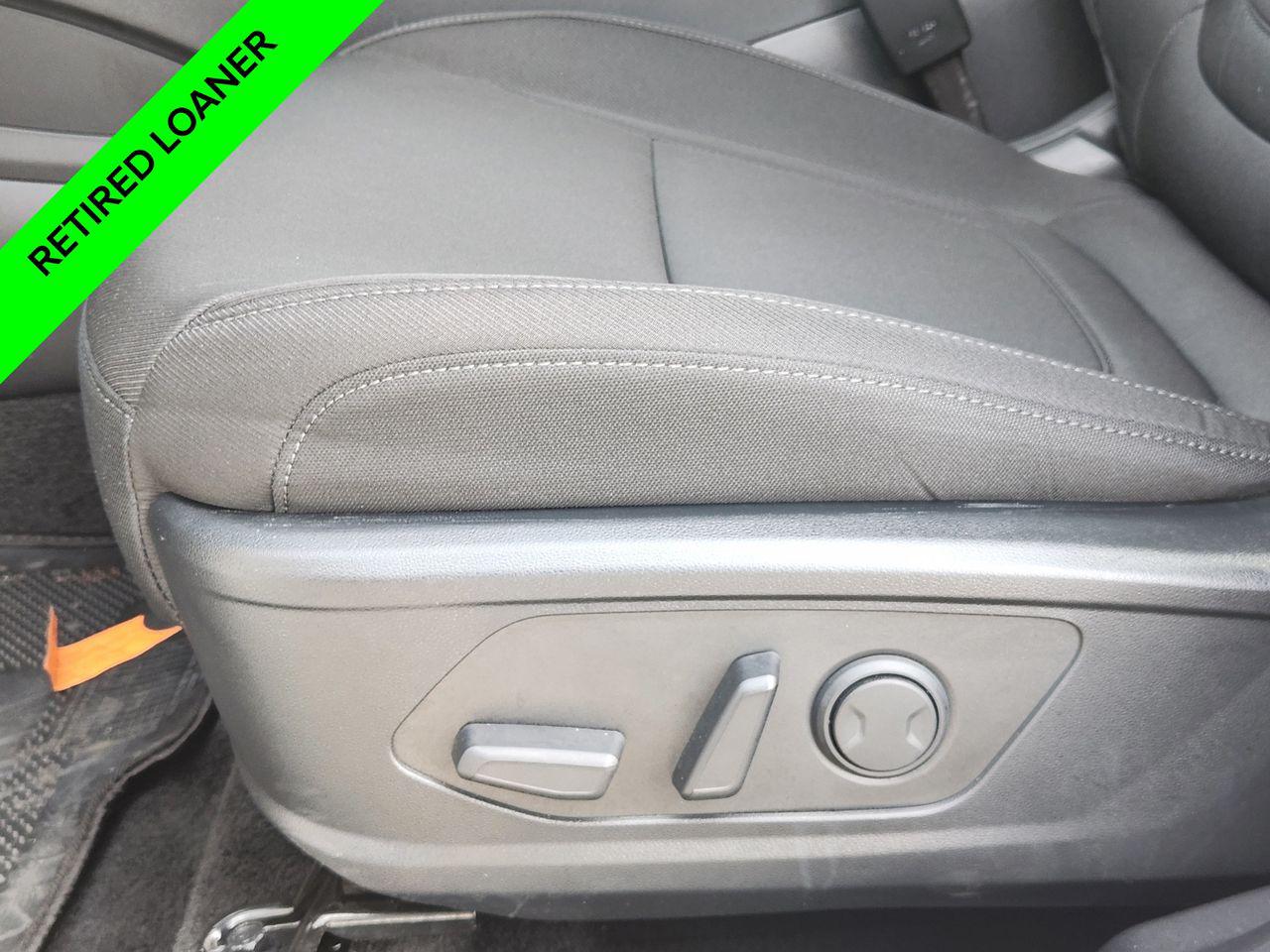 New 2026 W6H White Hyundai SEL FWD image 25